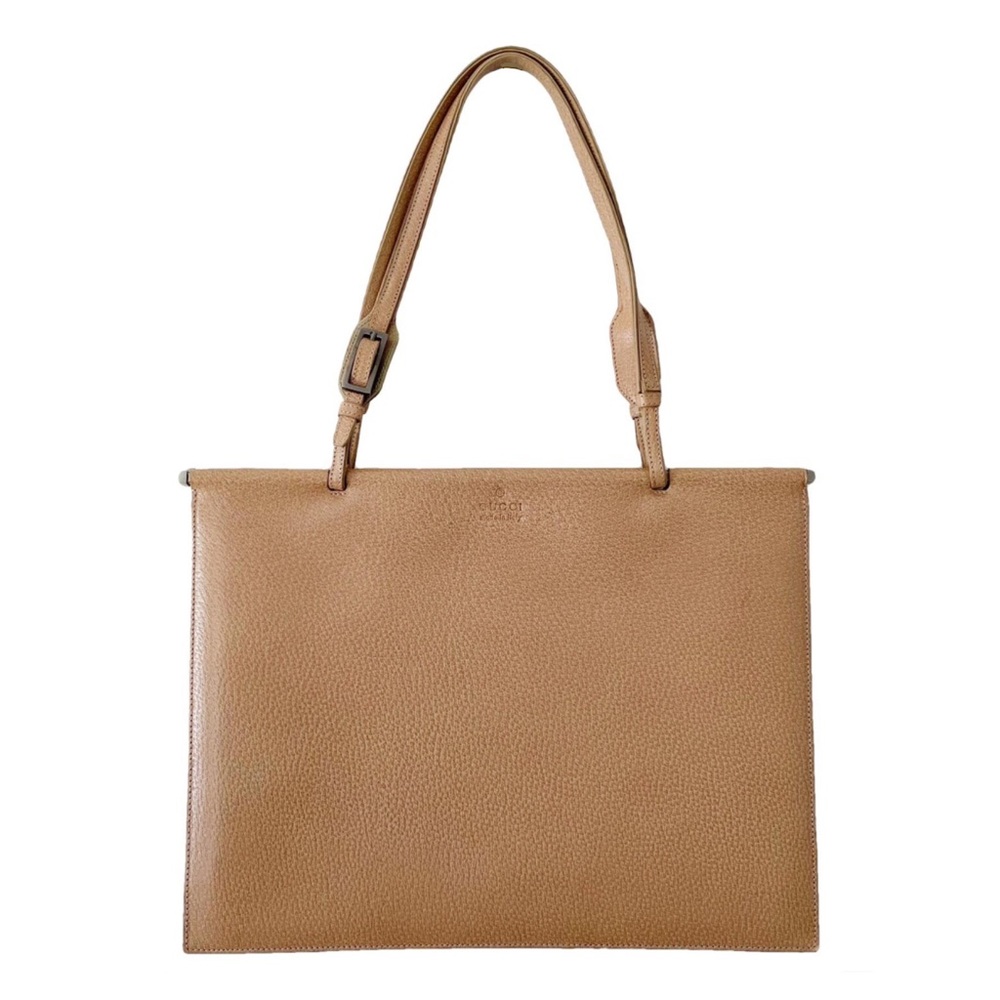 ❤️SOLD❤️Gucci tan leather embossed logo minimalist shoulder bag - Picture 2 of 12